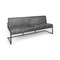 Banc de jardin élégant et moderne en cuir véritable avec assise rembourrée douce, construction robuste, design sophistiqué qui rehausse l'attractivité de n'importe quel centre commercial