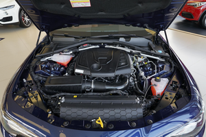 I ricambi Auto del sistema di aspirazione a freddo del motore dell'automobile in fibra di carbonio a secco sostituiscono per <span class=keywords><strong>Alfa</strong></span> Romeo Giulia 2.0T 2017 - Product Image 6