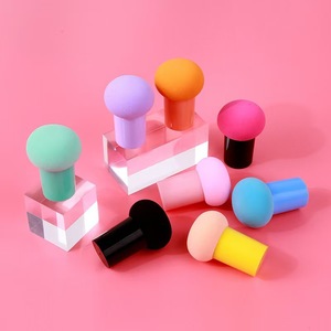 Spugna per Trucco a Forma di Fungo, Assorbente, Uso Umido e Asciutto, Multicolore - Product Image 1