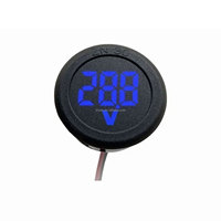 Voltmeter digital DC 4-100V dengan tampilan LED digital, bentuk melingkar, dua kabel, dilengkapi proteksi koneksi terbalik.