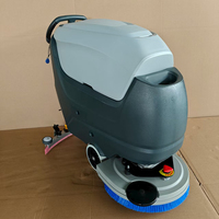 Autolaveuse électrique autoportée, largeur de nettoyage 530 mm, nettoyage à l'eau froide, machine de balayage de sols commerciale pour centre commercial
