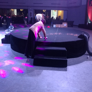 KB-QG-03 Stage Equipment System P2.5 LED Screen Rental With Truss <b>Frame</b> For Exhibition Booth Construction - Product Image 4