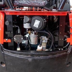 HIGHTOP HT16 Mini pelle innovante à chenilles alimentée par un moteur Kubota de 15 CV, leader en matière <span class=keywords><strong>d</strong></span>'efficacité et de certification - Product Image 4