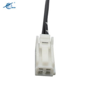 موصل كهربائي للسيارات ذو سنين أنثى لتوصيل الأسلاك 6098-7895 - Product Image 1