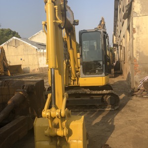 Excavatrice Komatsu PC60 d'occasion haut de gamme, moteur Cummins, godet de 1,7 m, poids opérationnel de 29 tonnes, cabine confortable, faibles vibrations pour - Product Image 6