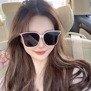 Gafas de sol para mujer Gm Sa206 Pc Frame Uv400 con lentes polarizadas tipo 3 para conducir y protegerse del sol - Product Image 2