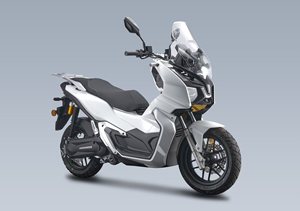 Moto à grande vitesse, puissante et économique - Product Image 5