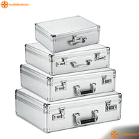 Boîte de rangement protectrice verrouillable en aluminium rembourrée de mousse personnalisée pour équipement industriel