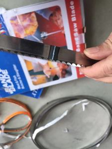 DuroWelder Máquina Portátil Eléctrica para Recocer Extremos de Hojas de Sierra de Cinta Metálicas con Función de Recocido - Product Image 3