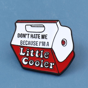 Spille in smalto personalizzate di alta qualità stampate UV "non odiarmi perché sono poco più cool" spille in metallo per tappi - Product Image 1