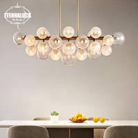 Lustre suspendu rectangulaire moderne pour restaurant et bar, avec boules de verre, lampe suspendue sphérique ronde en cristal