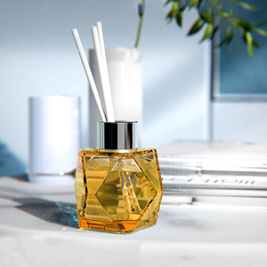 <strong>High</strong> <strong>Quality</strong> Matte Square or Round 50ml 80ml 100ml Empty Glass <strong>Reed</strong> <strong>Diffuser</strong> Bottle With Cork - Product Image 1