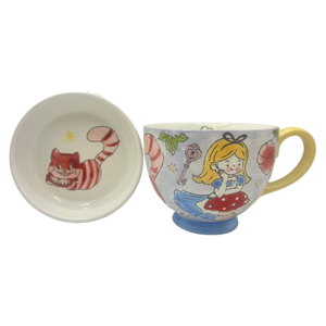 Mug en céramique moderne de 15 oz, peint à la main, sur le thème de L'histoire de Alice au pays des merveilles, en stock, idéal comme cadeau de grande valeur pour les filles - Product Image 4