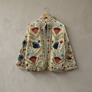 Chaqueta de Algodón con Bordado Floral para Mujer, Cuello Mandarín, Manga Larga, Ropa de Abrigo de Primavera, Estilo Boho, Patrón Suzani Hecho a Mano - Product Image 1