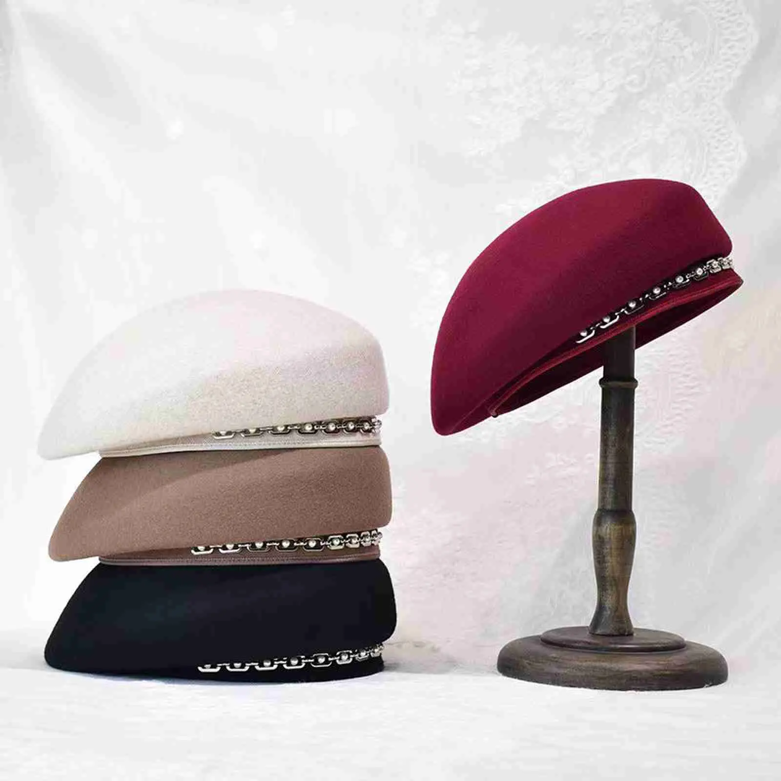 2023卸売新合金スチュワーデスベレー帽女性ファッションハイエンド100% ウールフェルト帽子