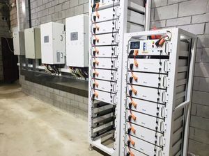 Deye高電圧ハイブリッド太陽光発電システム60Kw 70kw 80kw 90kw 100kw 200kw太陽光発電システム - Product Image 4