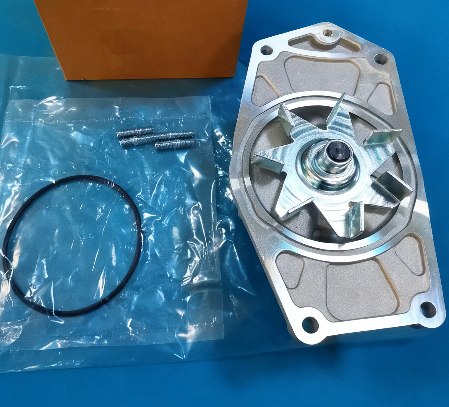 High Quality Water Pump ME0138685H for Mitsubishi ME0138685H