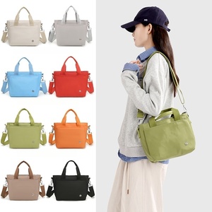 Borsa a tracolla in Nylon da donna-borsa a spalla singola impermeabile con Design leggero alla moda per i viaggi - Product Image 1