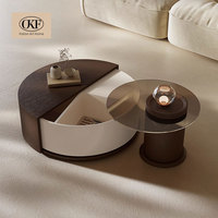 Ensemble de meuble TV et table basse de luxe italien avec plateau en travertin, design minimaliste, meubles de salon