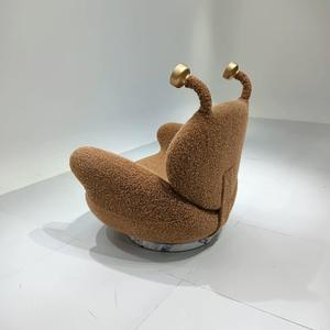 เก้าอี้โซฟาทำจากผ้าฝ้ายรูปปูพร้อมขาโลหะเฟอร์นิเจอร์ห้องนั่งเล่นเป็นมิตรกับสิ่งแวดล้อม - Product Image 3