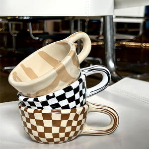 Tasse à café en céramique pour petit-déjeuner, petite tasse à thé à carreaux style Ins, tasse à eau originale - Product Image 2