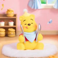 Nouvelle sortie, 100% officiel, 6 pièces/boîte, Winnie l'ourson, série de fête amusante, boîte mystère, figurines en PVC kawaii, décorations de bureau, jouets