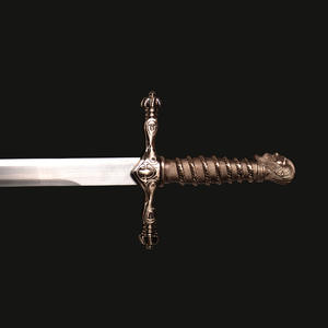 Espada Cruzada de Assassin's Creed, Réplica de Espada Occidental, Artículo de Cosplay, Equipo Metálico, Artículo Decorativo sin Filo, Artículo de Colección - Product Image 2