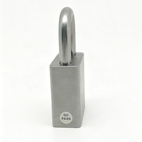 Nouveau design de cadenas intelligent carré sans batterie intégrée avec clé électronique en acier inoxydable IP67 de la marque CRAT pour les armoires électriques de télécommunications