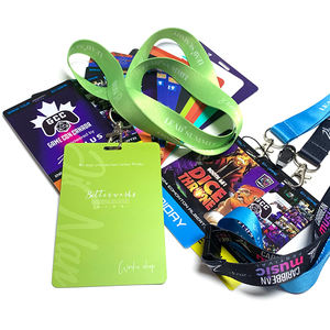 <span class=keywords><strong>Tarjeta</strong></span> de Identificación de Plástico al por Mayor para Deportes, Juegos, Atletas, Entrenadores, Eventos VIP, con Perforación y Cordón - Product Image 1