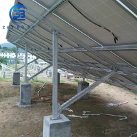 Poteau en béton solide résistant aux intempéries et anti-vieillissement pour station solaire au sol à grande échelle