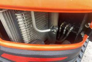 Mini Excavadora Hidráulica de 2 Toneladas Usada, Modelo U27-4, Calidad Japonesa, Bajo Número de Horas, Incluye Bomba de Motor - Product Image 4