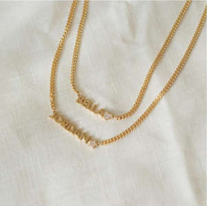 Collana con Nome Personalizzata alla Moda, Catena a Maglia con Piccolo Ciondolo Iniziale, Collana in Acciaio Inossidabile con Lettera Personalizzata e Cuore o Stella - Product Image 1