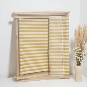 Arbre à chat moderne et écologique avec nid intégré, design multi-niveaux en bois massif, poteaux à gratter en sisal, perchoirs double couche - Product Image 3