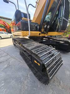 Excavatrice CAT320D2 d'occasion en excellent état, équipée d'un moteur principal, livraison mondiale - Product Image 3