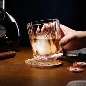 Verre à whisky vintage en verre prismatique sans plomb 330 ml, réutilisable, durable, pour bar, avec bord géométrique - Product Image 3
