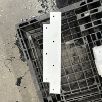 Pièces coulissantes en UHMWPE et HDPE, blocs, bandes et plaques en plastique usinés sur mesure pour utilisation en machine