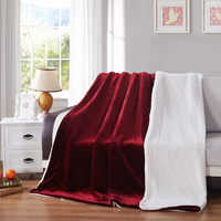 Vente en gros de couvertures en laine d'agneau super douces et chaudes à double couche, couvertures épaisses en flanelle polaire sherpa pour l'hiver