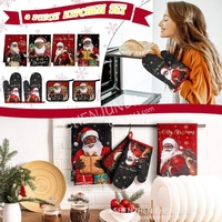 Accessoires de cuisine de Noël : Gants de four, torchons et protège-plats à motif écossais rouge style ferme de Noël