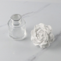 Diffuseur d'huiles essentielles pour la maison, parfum d'ambiance en plâtre céramique faite à la main, fleur en porcelaine, flacon en verre de 50 ml