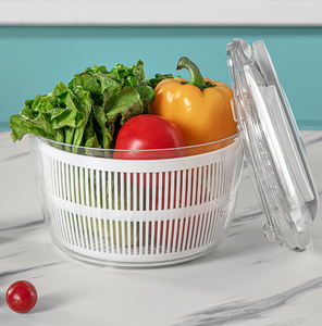 Smart Good Grips Petite <span class=keywords><strong>essoreuse</strong></span> <span class=keywords><strong>à</strong></span> <span class=keywords><strong>salade</strong></span> et herbes aromatiques Petite <span class=keywords><strong>essoreuse</strong></span> <span class=keywords><strong>à</strong></span> <span class=keywords><strong>salade</strong></span> multi-usage rapide et facile Grande <span class=keywords><strong>essoreuse</strong></span> <span class=keywords><strong>à</strong></span> <span class=keywords><strong>salade</strong></span> avec égouttoir - Product Image 4