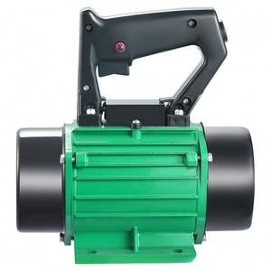 Vibrateur à béton portatif de petite taille avec plaque vibrante intégrée - Product Image 3