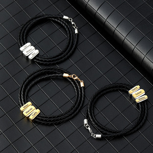Pulsera de Cuero Trenzado con Dije Liso Grabable de Acero Inoxidable |   Logotipo en blanco o personalizado disponible |   Regalo del Día del Padre - Product Image 2