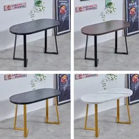 Table de salle à manger commerciale minimaliste en bois massif carrée et simple pour les salons de thé, les restaurants de restauration rapide, les bars et les cafés