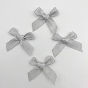 Noeuds en ruban tendance, noeuds en ruban élastique pour la décoration de Noël et l'emballage de cadeaux - Product Image 4