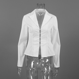 Camicia Lunga in Cotone Bianco con Design Personalizzato e Dettagli in Vita, <span class=keywords><strong>Blusa</strong></span> Sexy con Cut-out per Donna, OEM/ODM da Fabbrica Cinese - Product Image 5