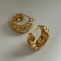 Boucles d'oreilles créoles texturées de 2 cm, plaquées or, en laiton écologique torsadé, pour femme, idéales pour le quotidien, les fêtes ou comme cadeau, bijoux