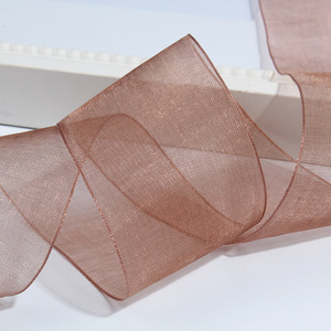 Fabrik-Doppelseitiges 100% Polyester Umweltfreundliches Anpassbares 66-Farben Weißes Organza-Band 1,5 Zoll 50Y für Haarschmuck - Product Image 2
