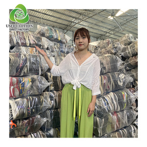 Vente en gros d'usine de chaussures de marque d'occasion mixtes baskets de marque internationales de seconde main de haute qualité chaussures en balles pour hommes et femmes - Product Image 1