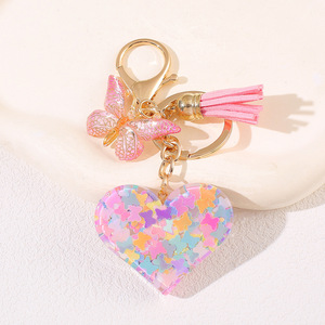 <span class=keywords><strong>Porte</strong></span>-clés en résine plastique coloré en forme de cœur <span class=keywords><strong>avec</strong></span> <span class=keywords><strong>pompon</strong></span> papillon 3D et pendentif pour sac, accessoire élégant pour filles - Product Image 2