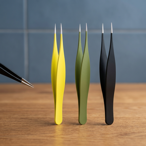 Juego de Pinzas Profesionales Hechas a Mano de Acero Inoxidable Curvado ESD con Punta Inclinada y Puntiaguda para Cejas, Mango Ligero y Cómodo - Product Image 4
